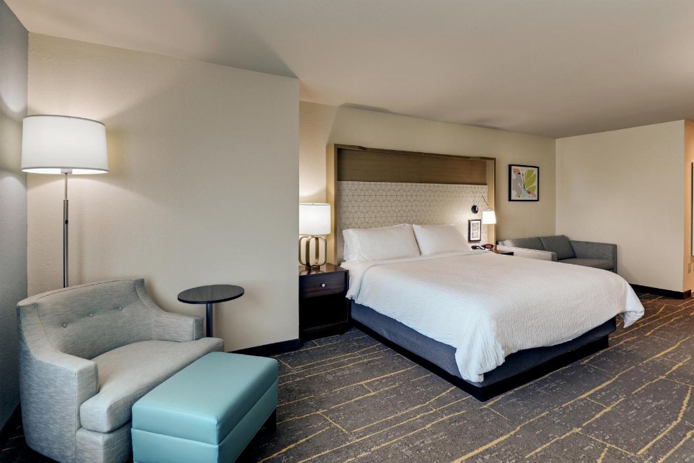 Holiday Inn Mobile Airport Main image